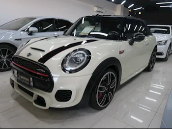 Mini  Cooper  JCW  2020  Automatic  51,000 Km  4 Cylinder  Front Wheel Drive (FWD)  Hatchback  White