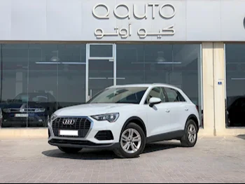 Audi  Q3  40 TFSI Quattro  2022  Automatic  27,000 Km  4 Cylinder  Four Wheel Drive (4WD)  SUV  White  With Warranty