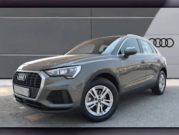 Audi  Q3  2021  Automatic  47,000 Km  4 Cylinder  Front Wheel Drive (FWD)  SUV  Gray  With Warranty