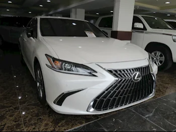 Lexus  ES  350  2024  Automatic  5,000 Km  6 Cylinder  Rear Wheel Drive (RWD)  Sedan  White  With Warranty