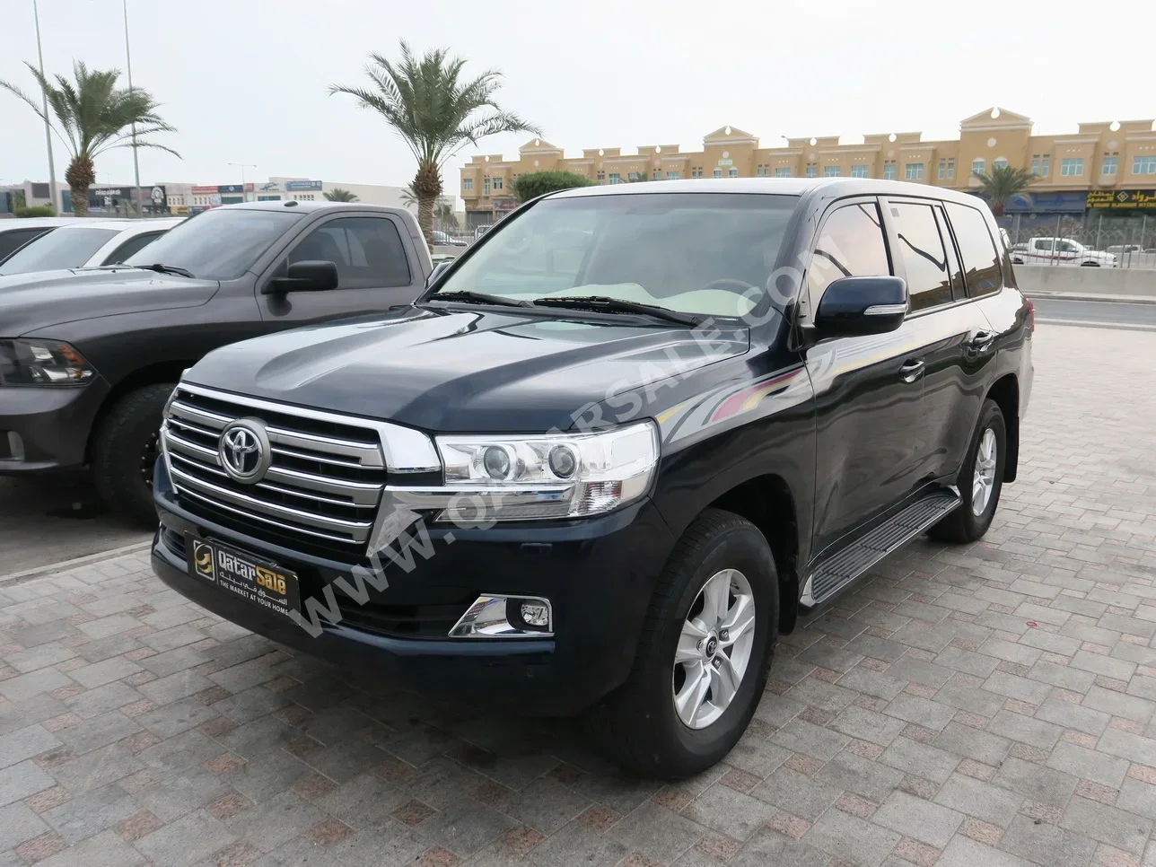 Toyota  Land Cruiser  GXR  2017  Automatic  149,000 Km  6 Cylinder  Four Wheel Drive (4WD)  SUV  Dark Blue