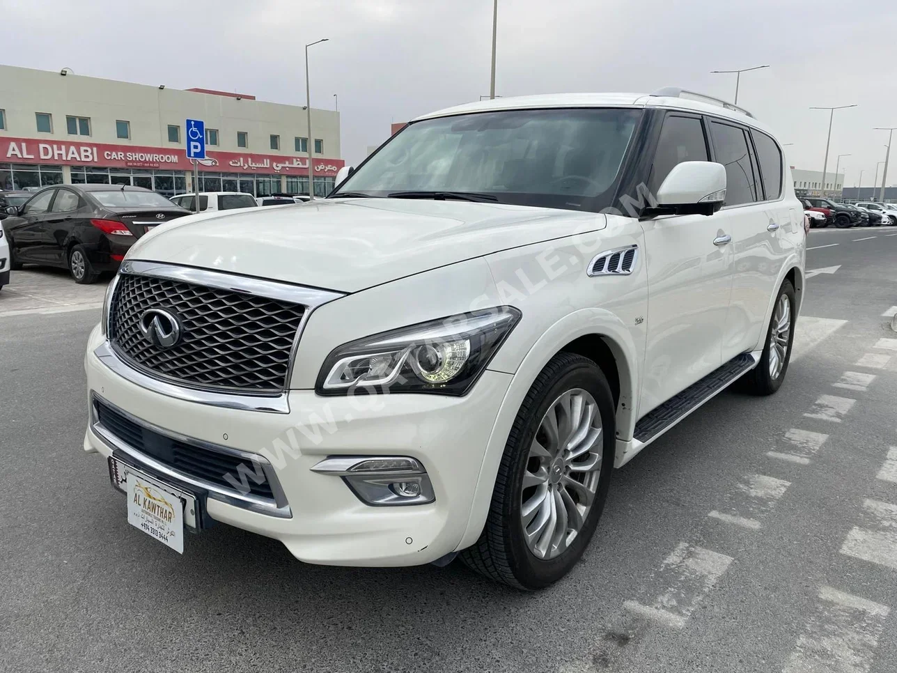 Infiniti  QX  80  2016  Automatic  191,000 Km  8 Cylinder  Four Wheel Drive (4WD)  SUV  White