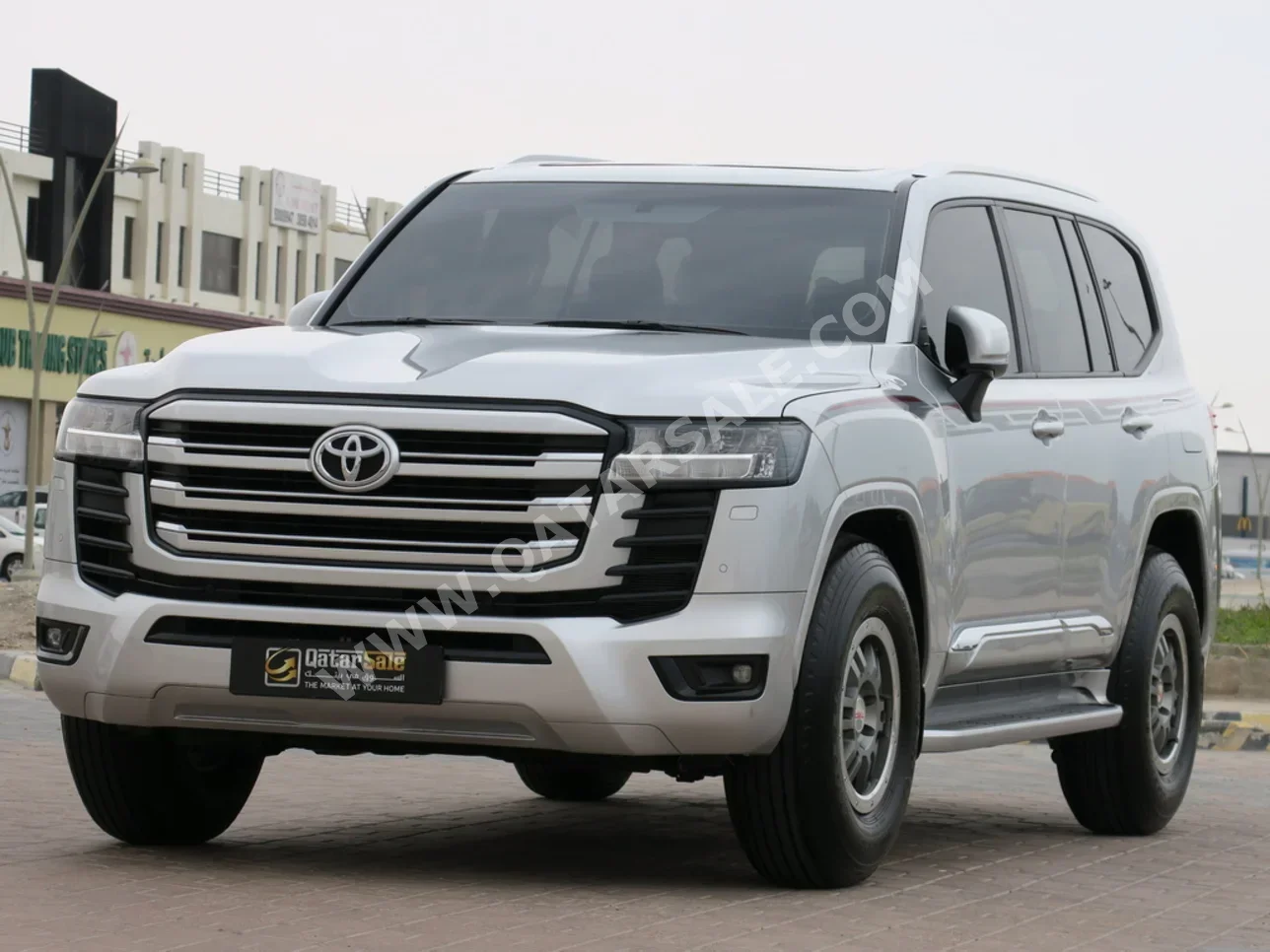  Toyota  Land Cruiser  GXR Twin Turbo  2023  Automatic  17,000 Km  6 Cylinder  Four Wheel Drive (4WD)  SUV  Silver  With Warranty