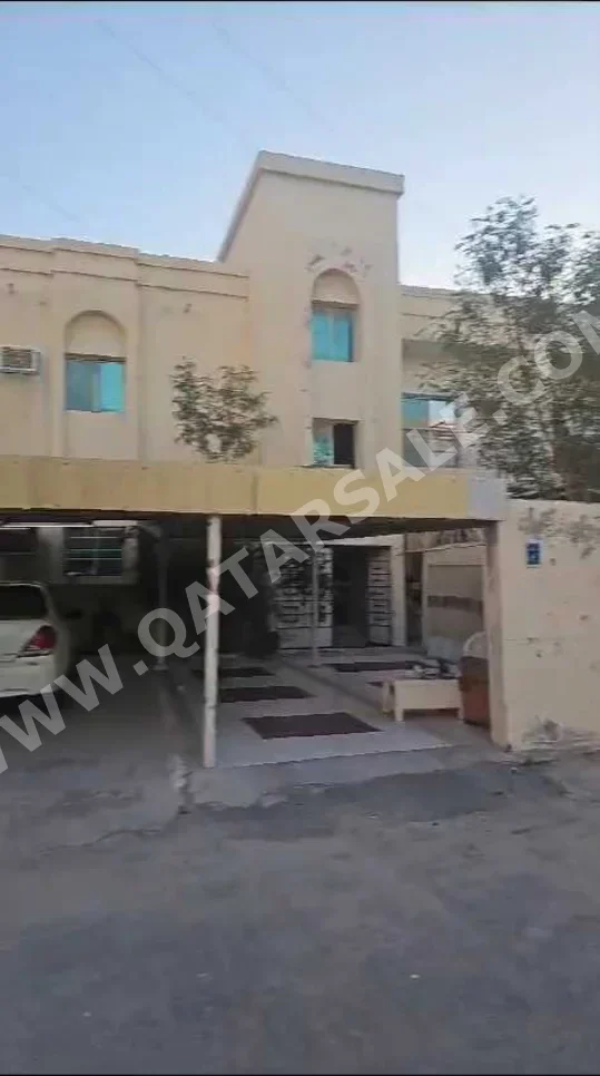 Buildings, Towers & Compounds - Family Residential  - Doha  - Old Airport  For Sale