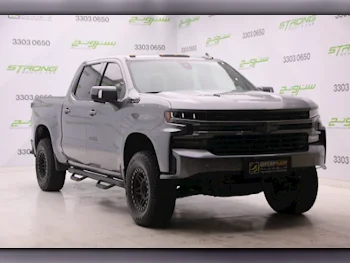 Chevrolet  Silverado  High Country  2020  Automatic  109,000 Km  8 Cylinder  Four Wheel Drive (4WD)  Pick Up  Gray