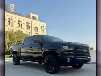 Chevrolet  Silverado  Z71  2017  Automatic  99,900 Km  8 Cylinder  Four Wheel Drive (4WD)  Pick Up  Black  With Warranty