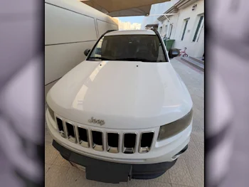 Jeep  Compass  North Edition  2016  Automatic  74,000 Km  4 Cylinder  Four Wheel Drive (4WD)  Hatchback  White