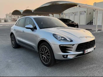 Porsche  Macan  S  2018  Automatic  66,000 Km  4 Cylinder  Four Wheel Drive (4WD)  SUV  Silver  With Warranty