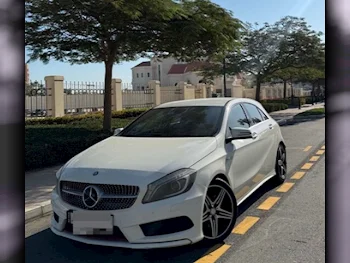 مرسيدس - بنز  ايه - كلاس  250 AMG  2014  اوتوماتيك  188,000 كم  4 سلندر  دفع خلفي  هاتشباك  أبيض