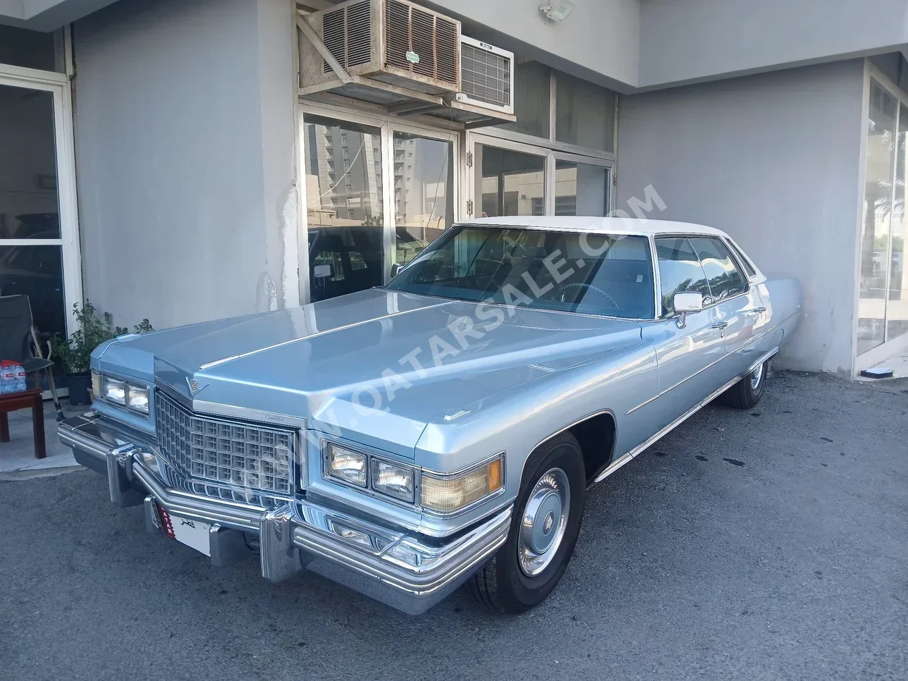 Cadillac  Fleetwood  1976  Automatic  68,000 Km  8 Cylinder  Front Wheel Drive (FWD)  Sedan  Sky Blue