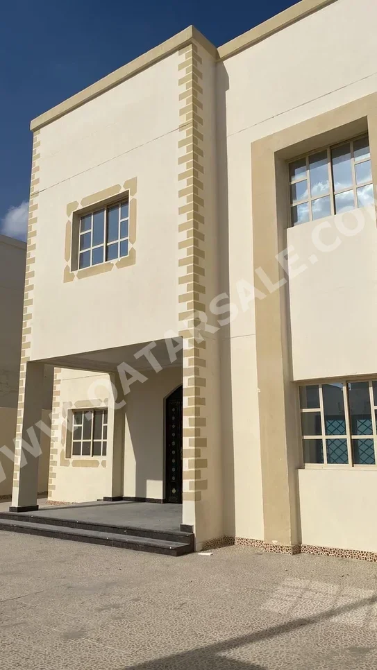 Family Residential  - Not Furnished  - Al Wakrah  - Al Wukair  - 6 Bedrooms