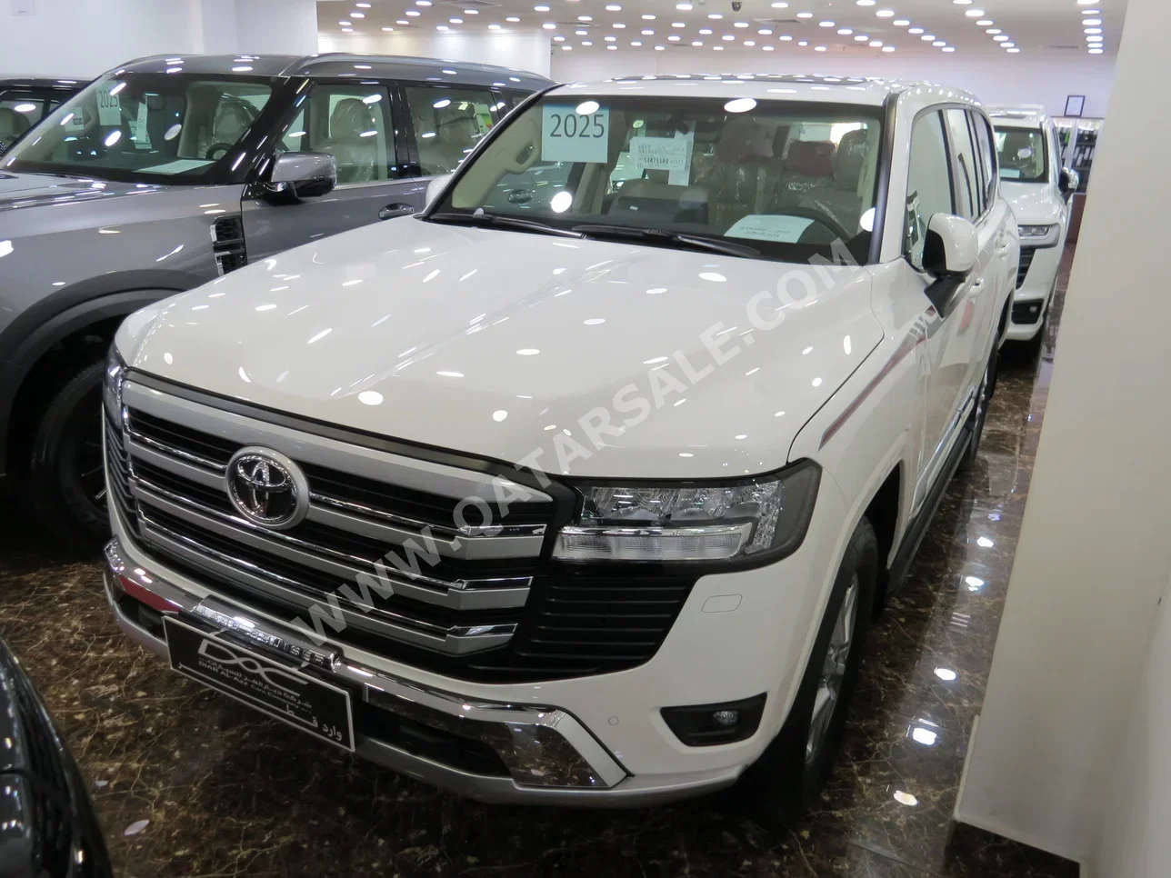 Toyota  Land Cruiser  GXR  2025  Automatic  0 Km  6 Cylinder  Four Wheel Drive (4WD)  SUV  White  With Warranty