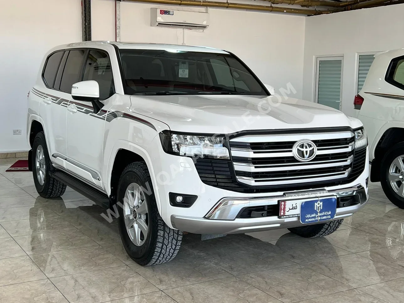 Toyota  Land Cruiser  GXR Twin Turbo  2023  Automatic  130,000 Km  6 Cylinder  Four Wheel Drive (4WD)  SUV  White