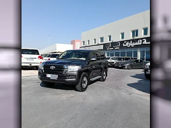 Toyota  Land Cruiser  G  2017  Automatic  285,000 Km  6 Cylinder  Four Wheel Drive (4WD)  SUV  Gray