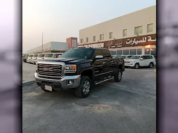 GMC  Sierra  2500 HD  2019  Automatic  99,000 Km  8 Cylinder  Four Wheel Drive (4WD)  Pick Up  Black