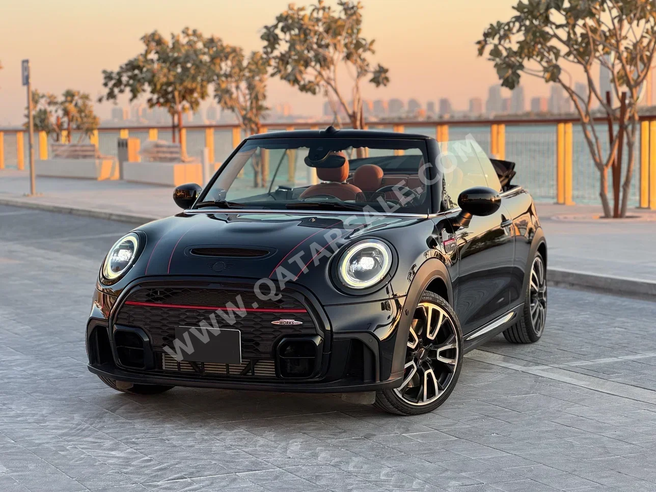 Mini  Cooper  JCW  2022  Automatic  14,500 Km  4 Cylinder  Front Wheel Drive (FWD)  Hatchback  Black  With Warranty