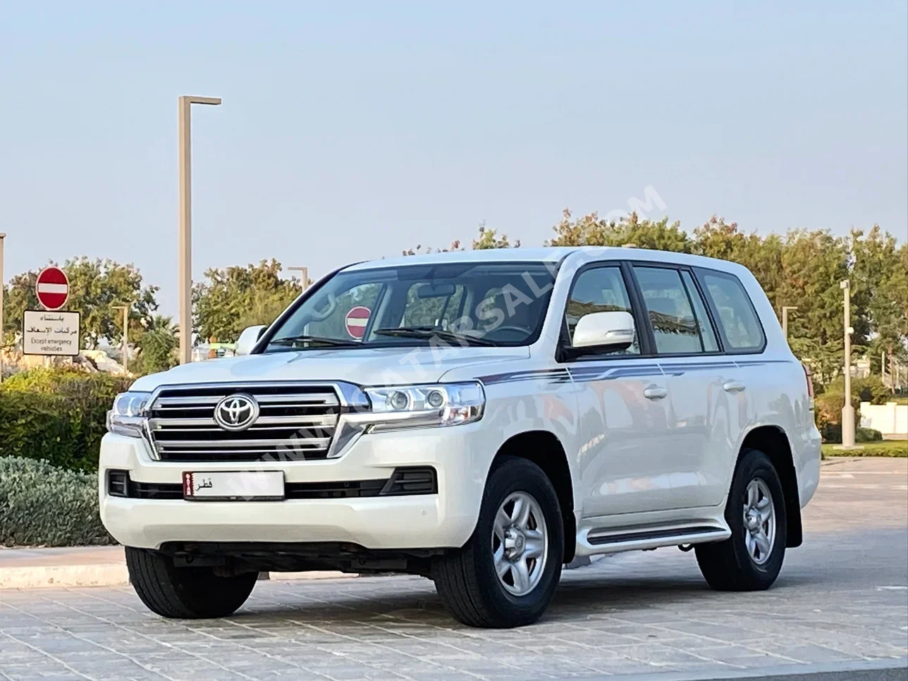 Toyota  Land Cruiser  GXR  2020  Automatic  134,000 Km  6 Cylinder  Four Wheel Drive (4WD)  SUV  White