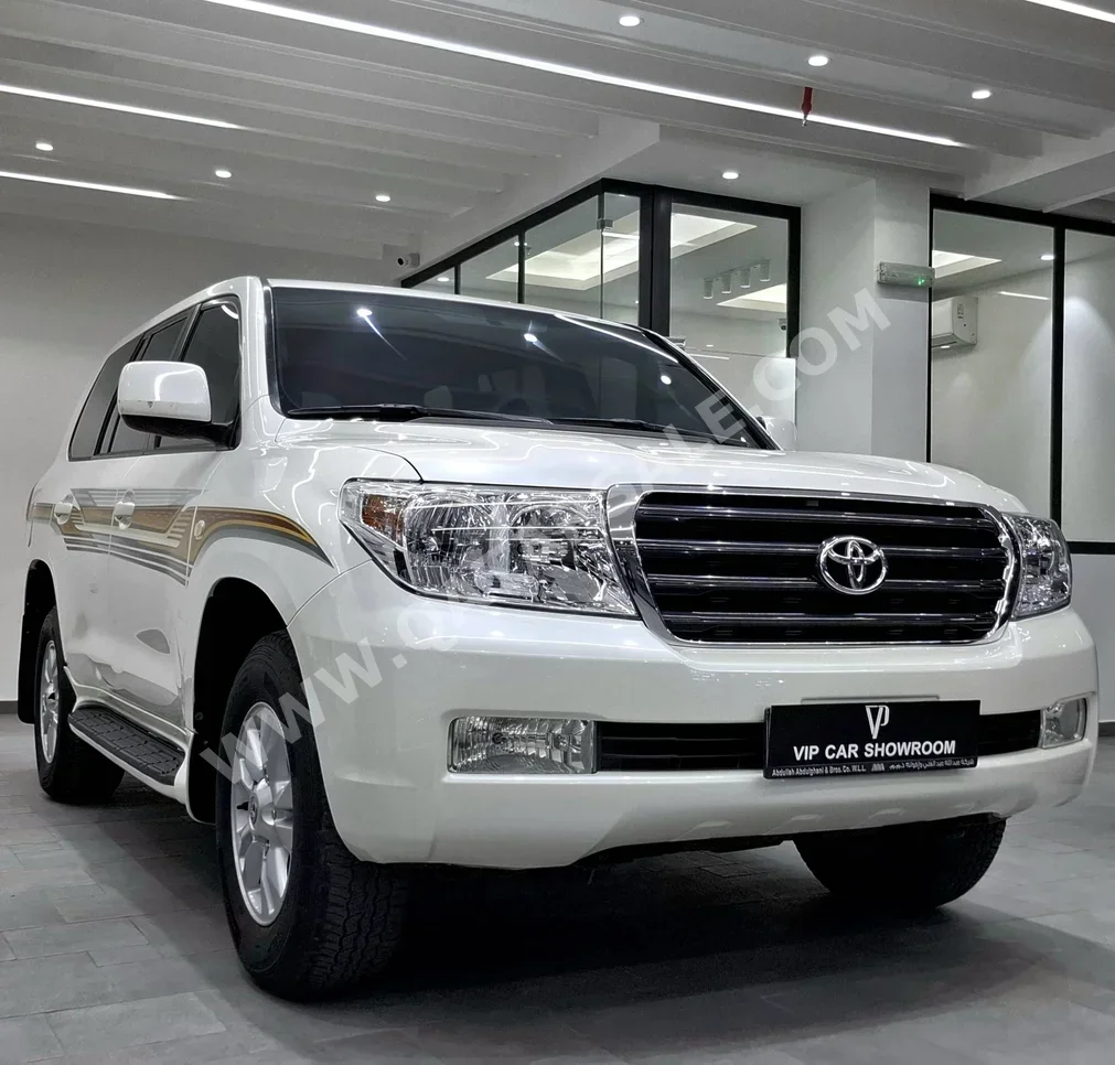 Toyota  Land Cruiser  GX  2008  Automatic  290,000 Km  6 Cylinder  Four Wheel Drive (4WD)  SUV  Pearl