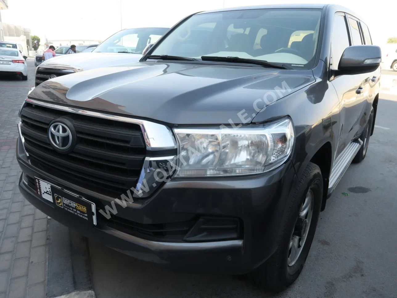 Toyota  Land Cruiser  GX  2017  Automatic  285,000 Km  6 Cylinder  Four Wheel Drive (4WD)  SUV  Gray