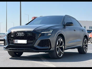 Audi  Q8  RS  2022  Automatic  39,000 Km  8 Cylinder  Four Wheel Drive (4WD)  SUV  Gray