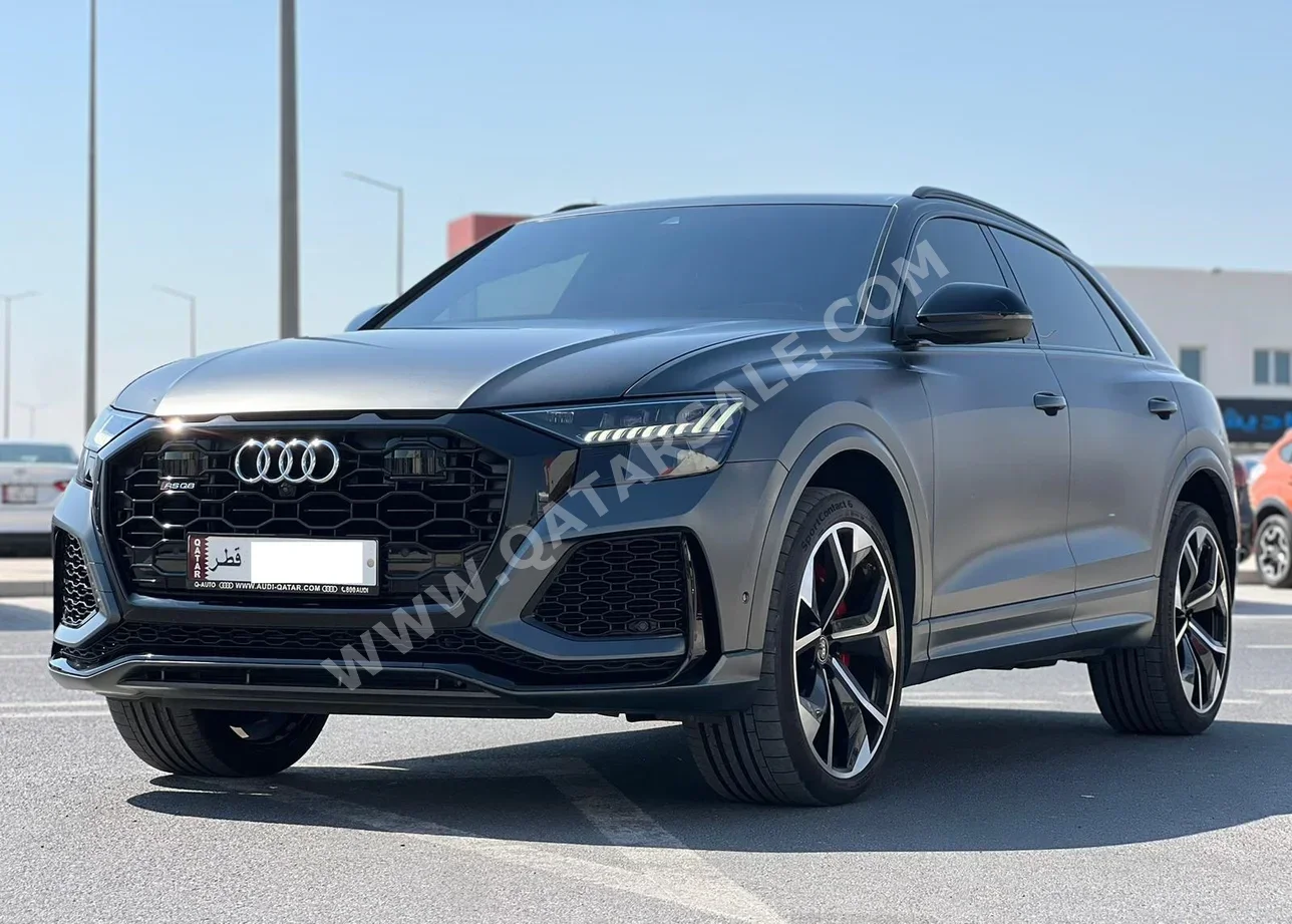 Audi  Q8  RS  2022  Automatic  39,000 Km  8 Cylinder  Four Wheel Drive (4WD)  SUV  Gray