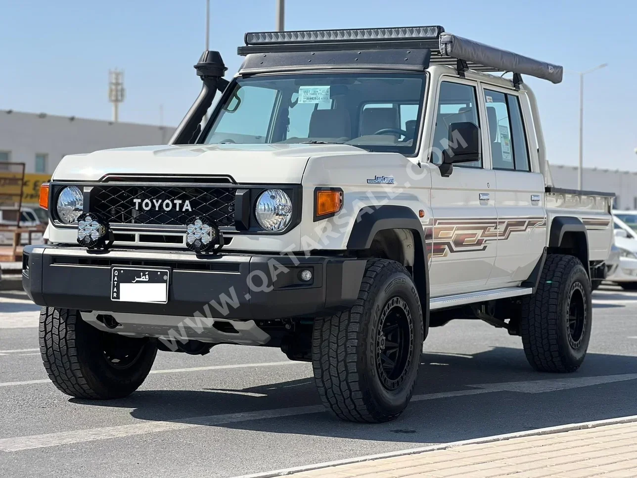 Toyota  Land Cruiser  LX  2024  Automatic  9,000 Km  4 Cylinder  Four Wheel Drive (4WD)  Pick Up  White  With Warranty