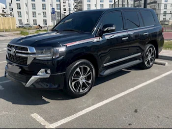 Toyota  Land Cruiser  GXR- Grand Touring  2021  Automatic  130,000 Km  8 Cylinder  Four Wheel Drive (4WD)  SUV  Black