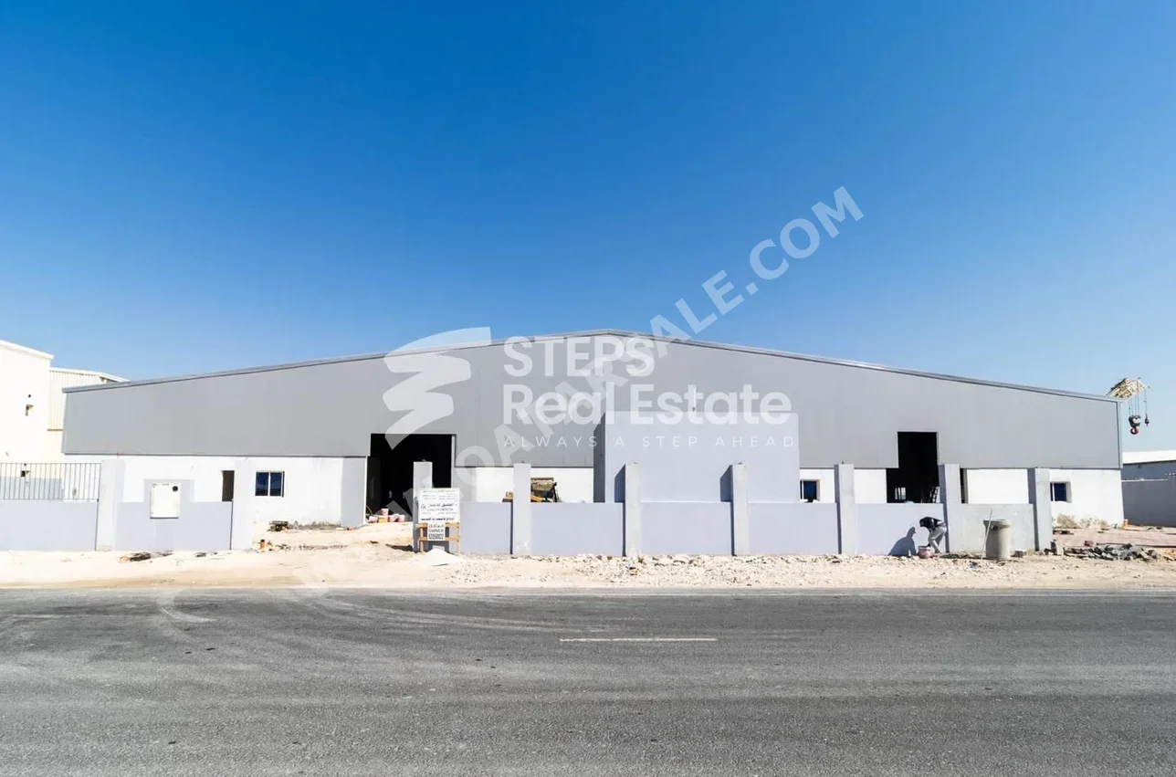 Warehouses & Stores - Al Wakrah  - Barkit Al Awamer  -Area Size: 90000 Square Meter