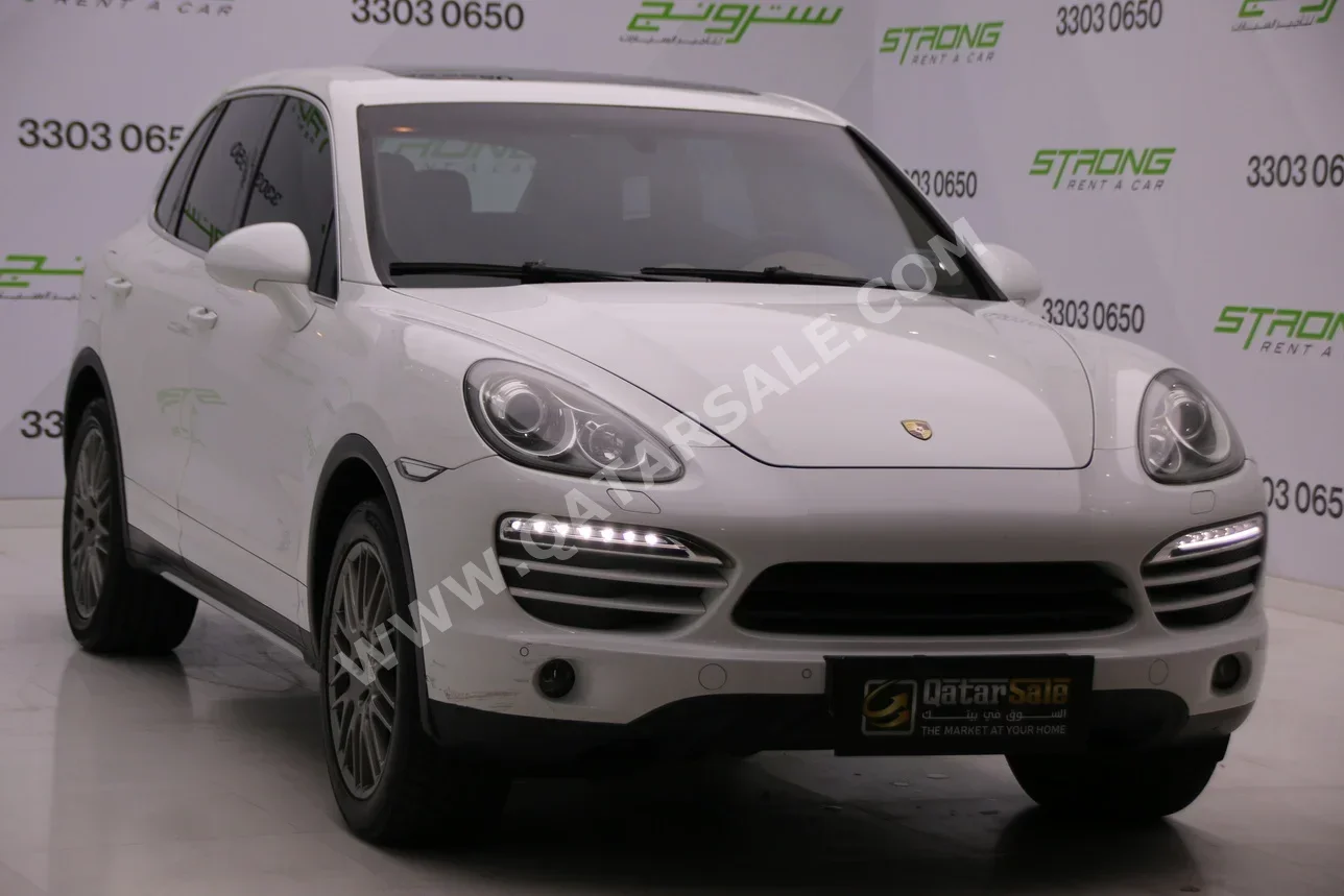 Porsche  Cayenne  2013  Automatic  153,000 Km  6 Cylinder  Four Wheel Drive (4WD)  SUV  White