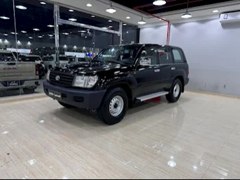 Toyota  Land Cruiser  G  1998  Manual  74,000 Km  6 Cylinder  Four Wheel Drive (4WD)  SUV  Black