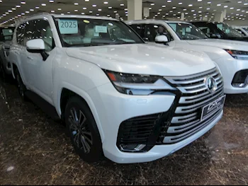 Lexus  LX  600 Luxury  2025  Automatic  0 Km  6 Cylinder  Four Wheel Drive (4WD)  SUV  White  With Warranty