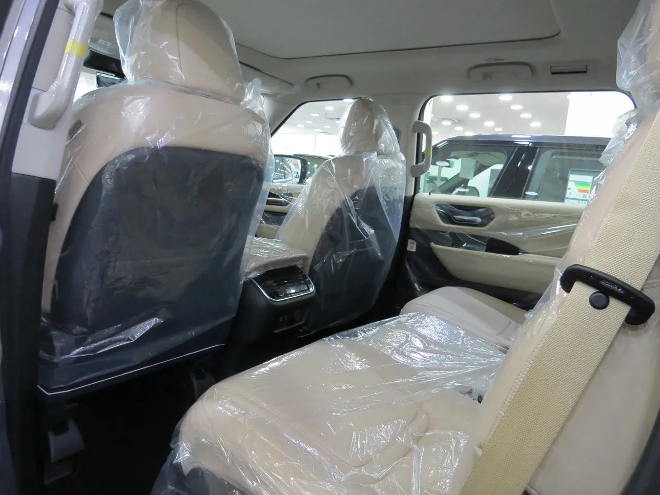 نيسان  باترول  اس اي  2025  اوتوماتيك  0 كم  8 سلندر  دفع رباعي  اس يو في  رمادي