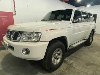 Nissan  Patrol  Safari  2016  Automatic  98,000 Km  6 Cylinder  Four Wheel Drive (4WD)  SUV  White