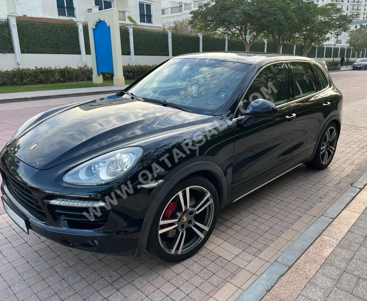 Porsche  Cayenne  Turbo  2013  Automatic  125,000 Km  8 Cylinder  Four Wheel Drive (4WD)  SUV  Black