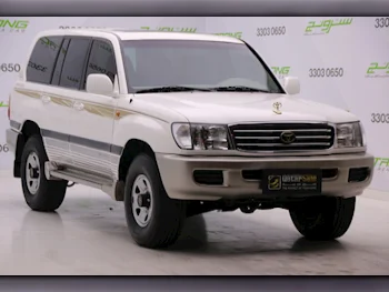 Toyota  Land Cruiser  GXR  2001  Manual  499,000 Km  6 Cylinder  Four Wheel Drive (4WD)  SUV  White