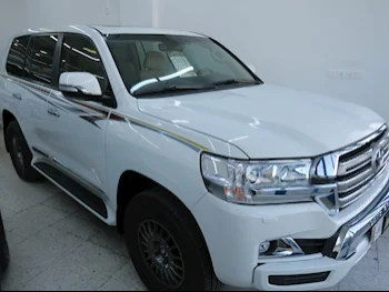 Toyota  Land Cruiser  GXR  2020  Automatic  79,000 Km  8 Cylinder  Four Wheel Drive (4WD)  SUV  Pearl