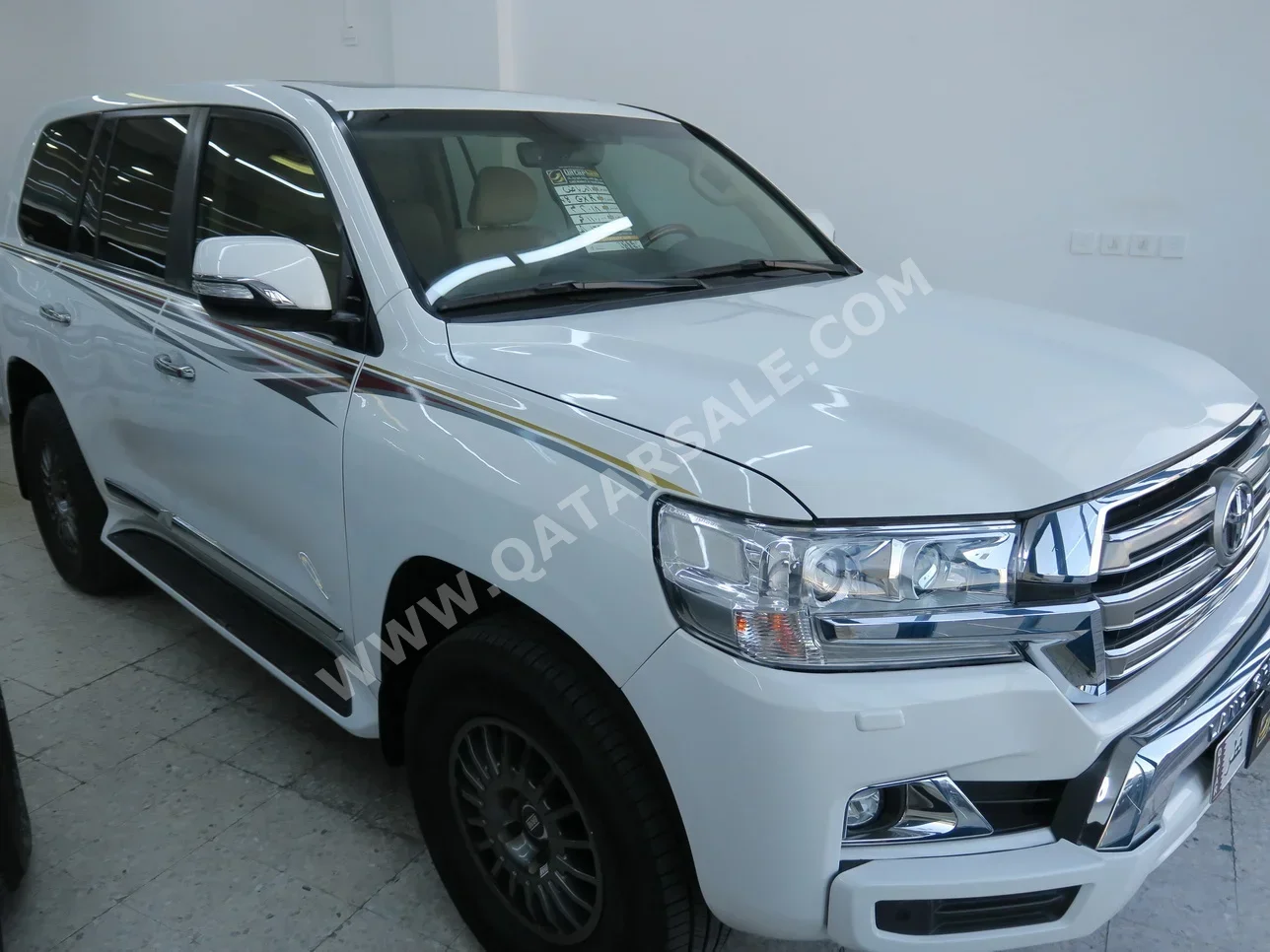 Toyota  Land Cruiser  GXR  2020  Automatic  79,000 Km  8 Cylinder  Four Wheel Drive (4WD)  SUV  Pearl