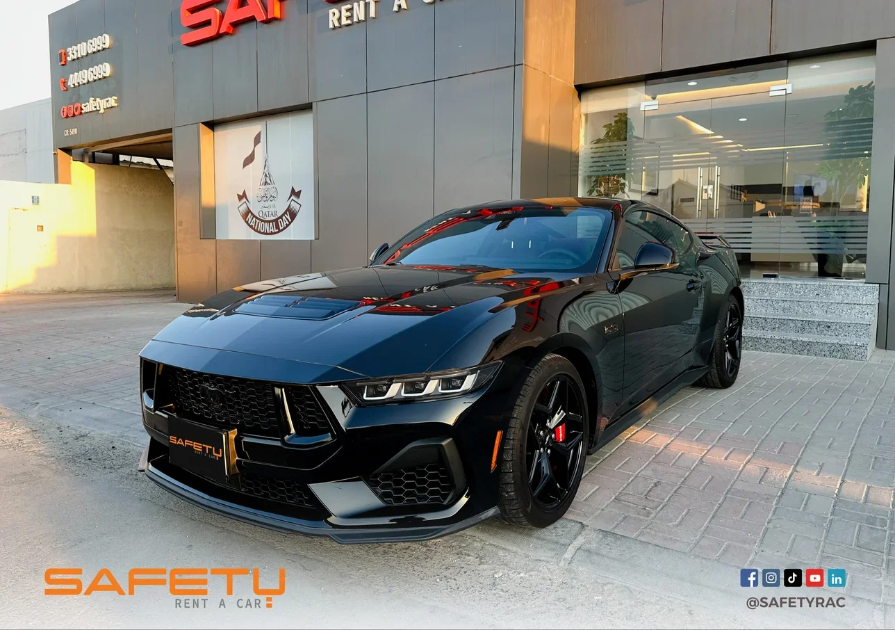 Ford  Mustang GT  8 Cylinder  Lexury  Black  2024