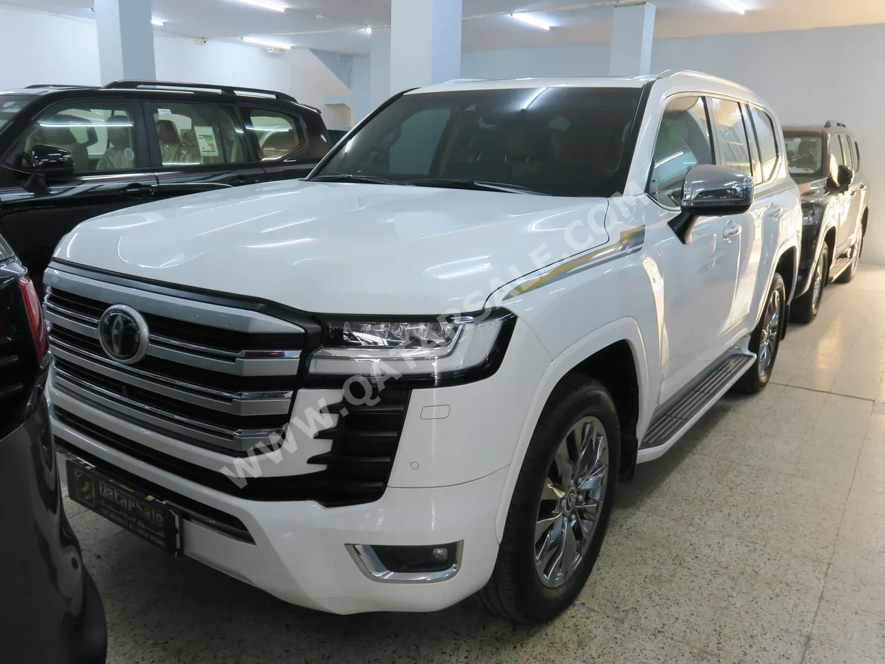 Toyota  Land Cruiser  GXR Twin Turbo  2022  Automatic  30,000 Km  6 Cylinder  Four Wheel Drive (4WD)  SUV  White  With Warranty