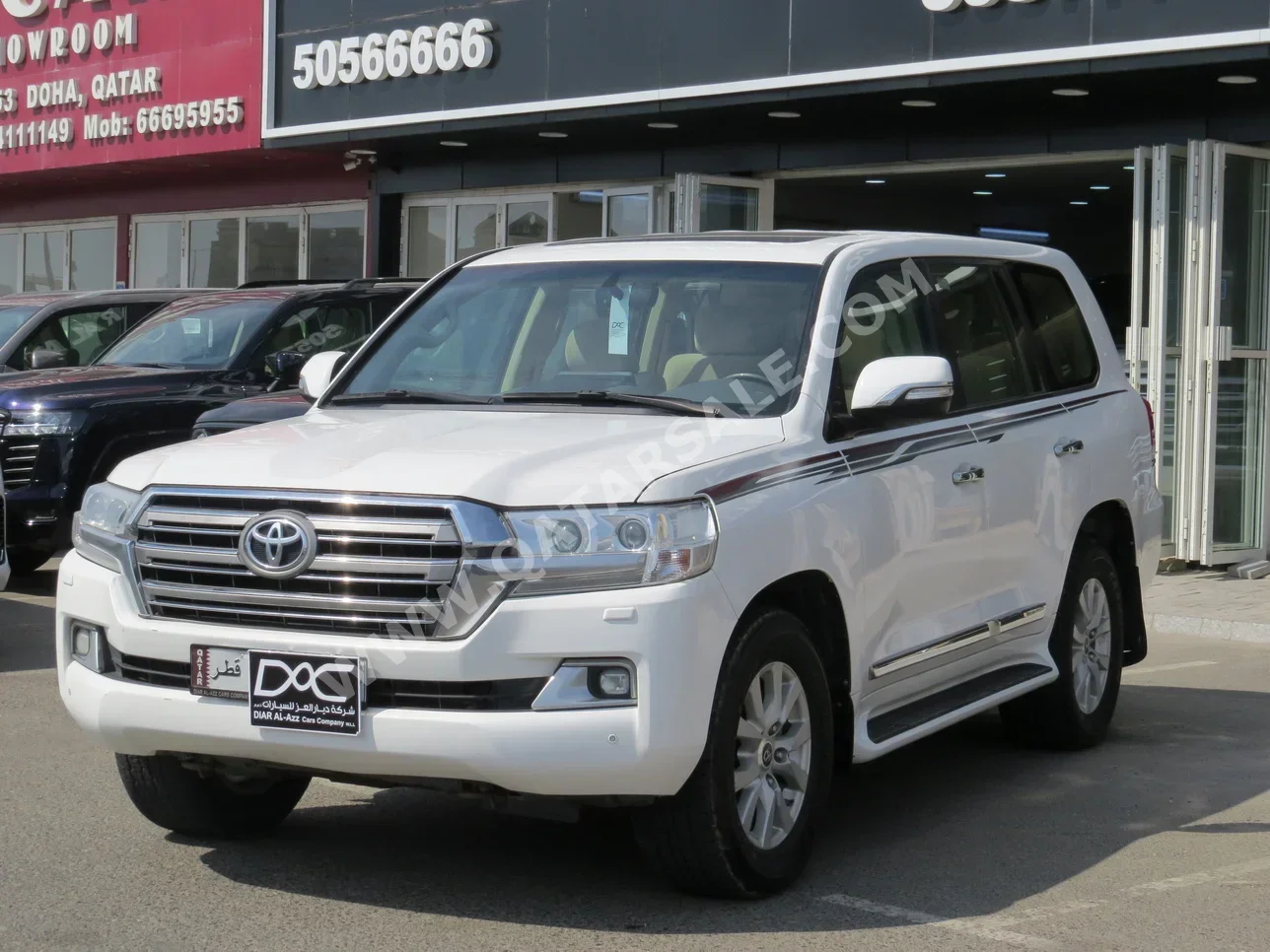 Toyota  Land Cruiser  GXR  2021  Automatic  217,000 Km  8 Cylinder  Four Wheel Drive (4WD)  SUV  White