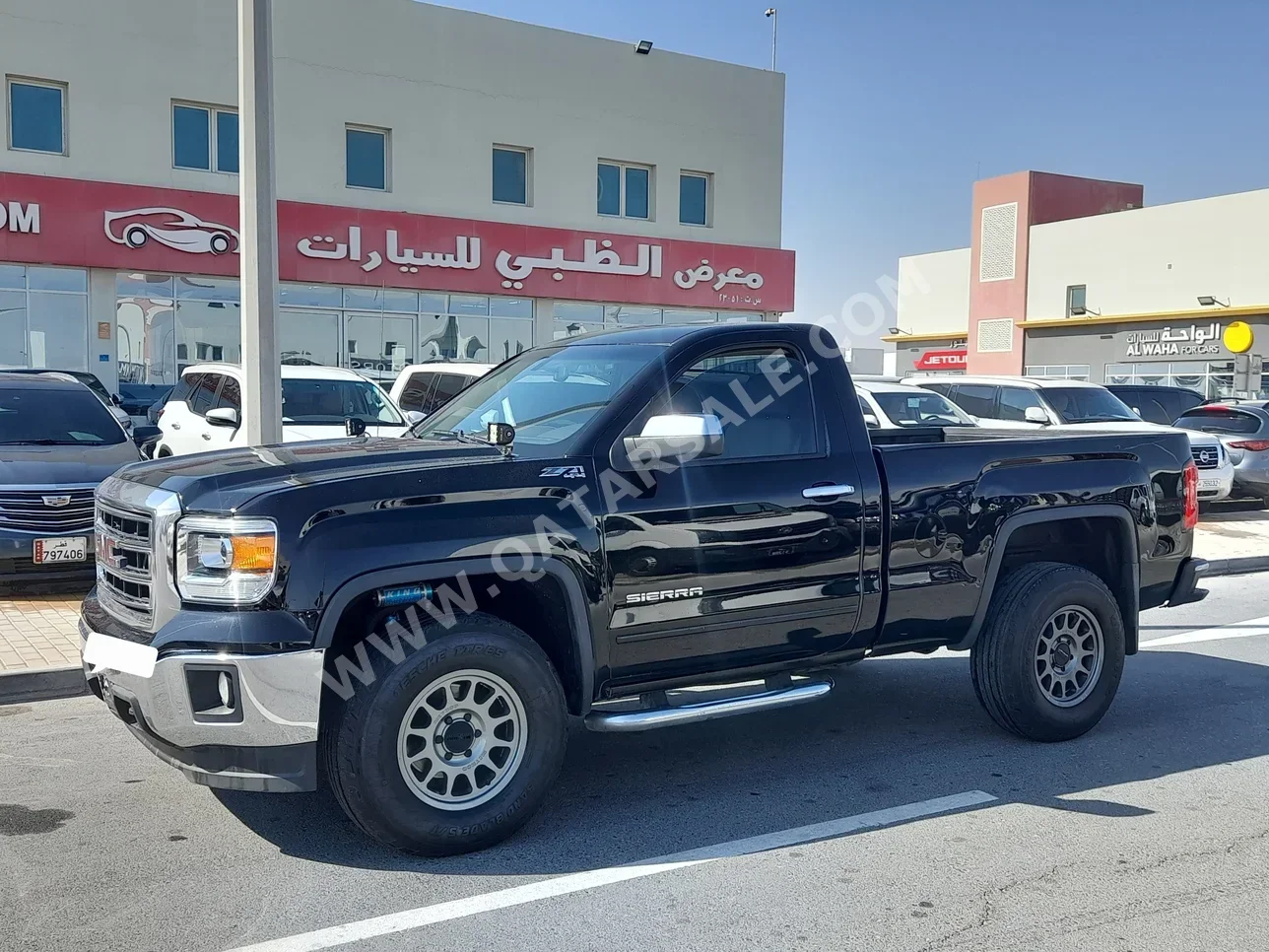 GMC  Sierra  1500  2014  Automatic  233,000 Km  8 Cylinder  Four Wheel Drive (4WD)  Pick Up  Black