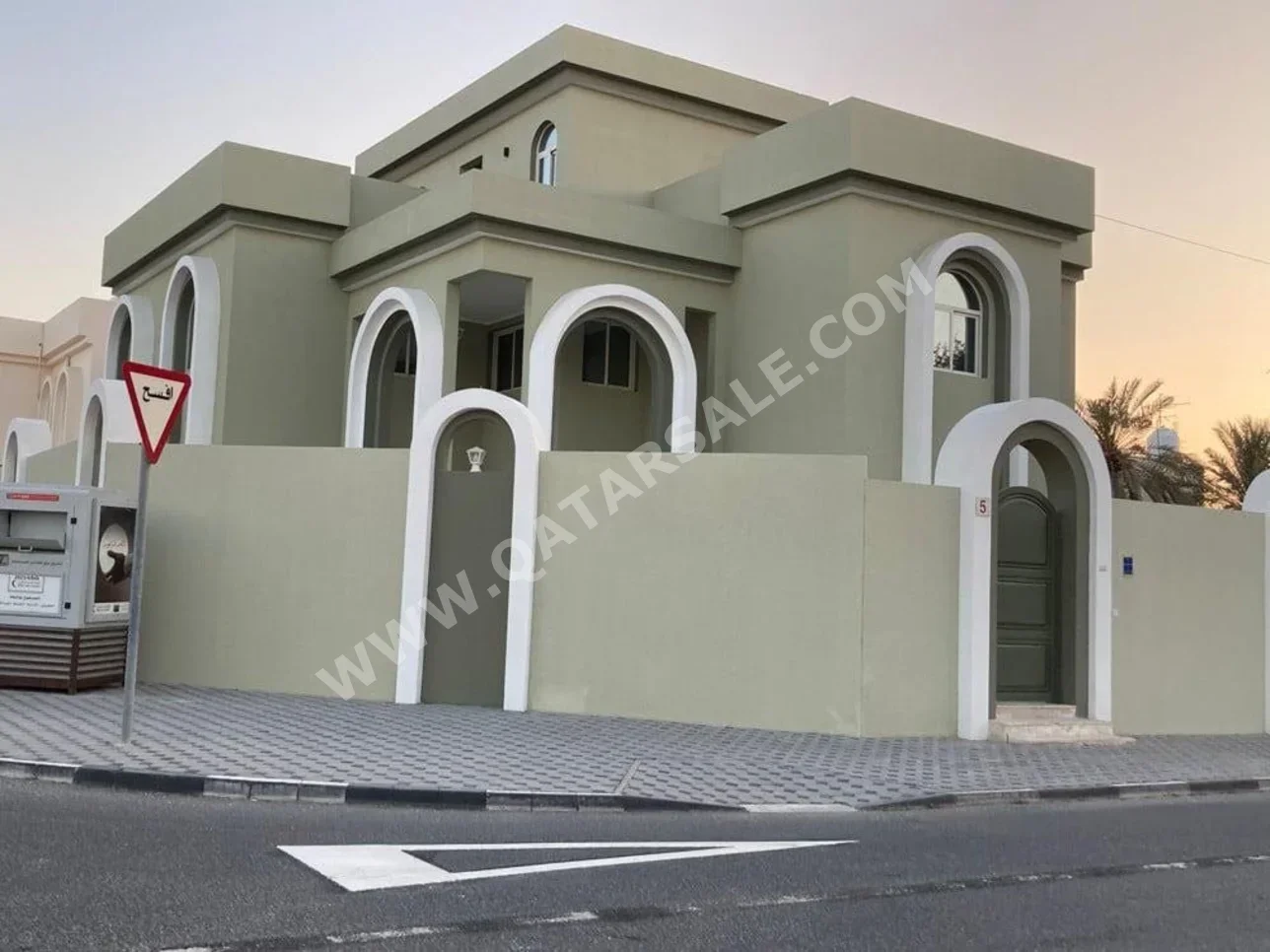 Family Residential  - Not Furnished  - Doha  - Al Hilal  - 7 Bedrooms