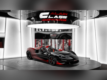 ماكلارين  ايلفا  2021  اوتوماتيك  26 كم  8 سلندر  دفع خلفي  كشف  اسود وأحمر