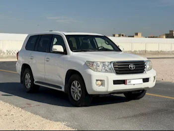 Toyota  Land Cruiser  GX  2014  Automatic  260,000 Km  6 Cylinder  Four Wheel Drive (4WD)  SUV  White