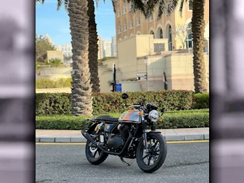 Royal Enfield  Continental GT -  2023 - Color Gray