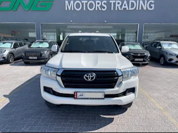 Toyota  Land Cruiser  GX  2021  Automatic  120,000 Km  6 Cylinder  Four Wheel Drive (4WD)  SUV  White