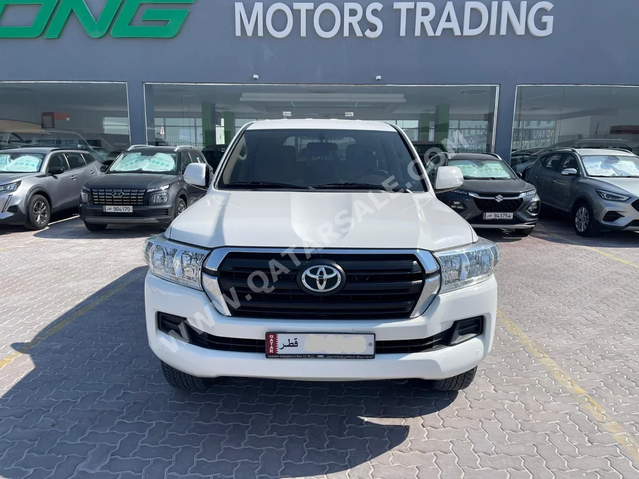 Toyota  Land Cruiser  GX  2021  Automatic  120,000 Km  6 Cylinder  Four Wheel Drive (4WD)  SUV  White