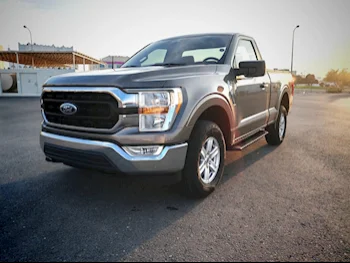 Ford  F  150 XLT  2022  Automatic  13,000 Km  8 Cylinder  Four Wheel Drive (4WD)  Pick Up  Gray  With Warranty