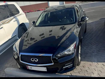 Infiniti  Q  50  2017  Automatic  84,000 Km  4 Cylinder  Rear Wheel Drive (RWD)  Sedan  Black