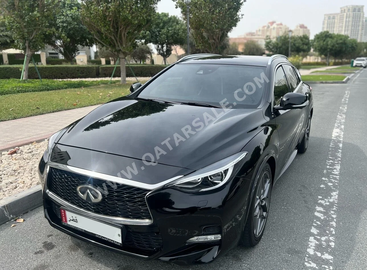 Infiniti  Q  30S  2017  Automatic  43,200 Km  4 Cylinder  All Wheel Drive (AWD)  Sedan  Black